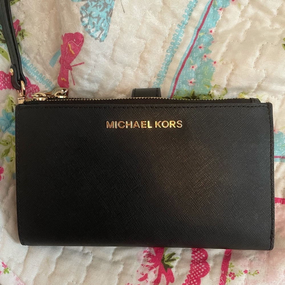 Michael Kors wallet